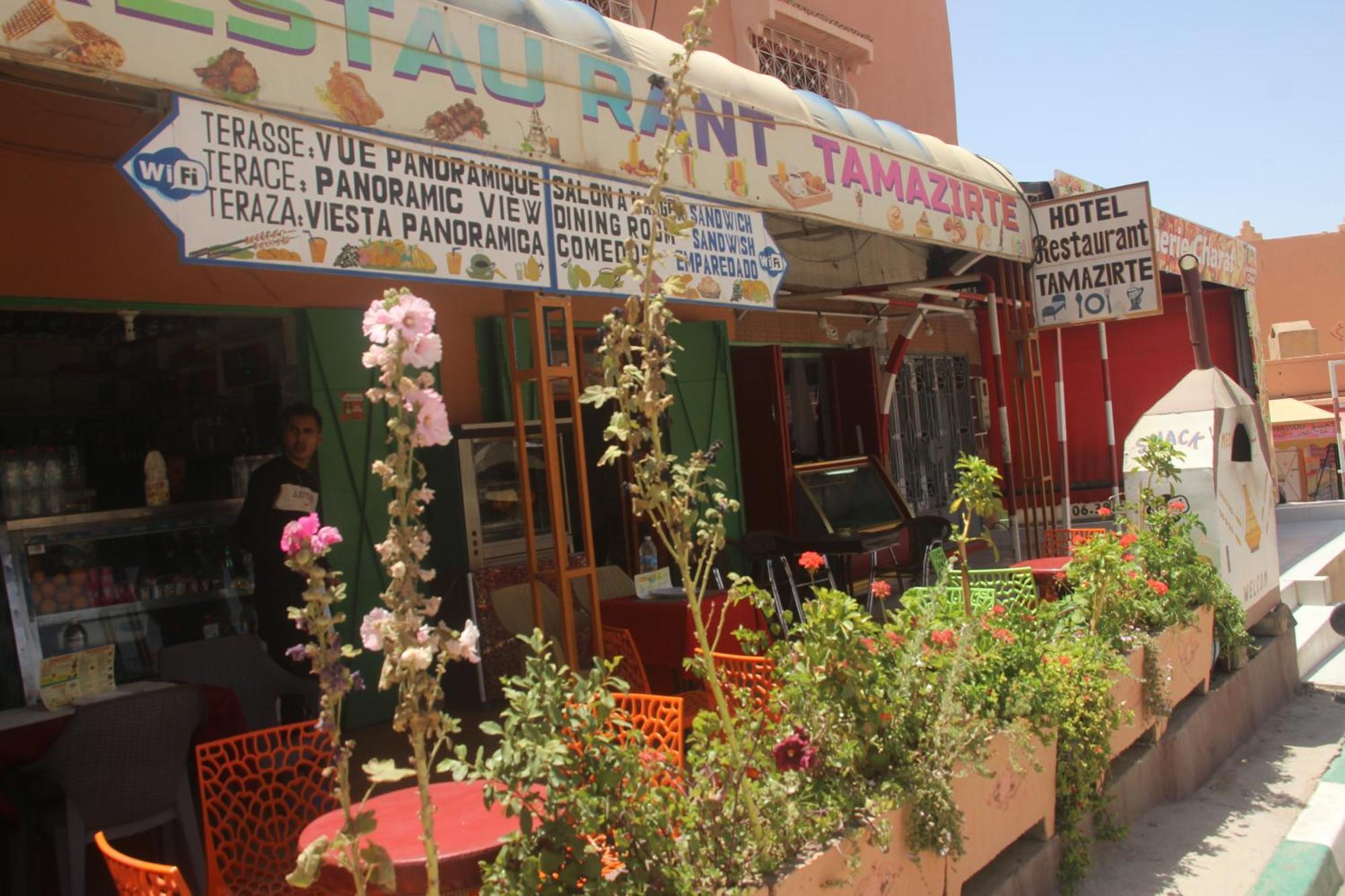 Auberge Restaurant Rooftop Tamazirt Boumalne Dades Exterior photo
